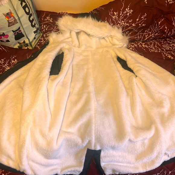 Women's Black Jacket with Faux Fur Lining - Picture 2 of 5